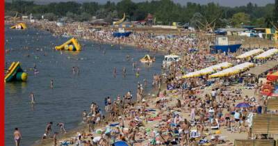Роспотребнадзор ввел запрет на купание в море в Новороссийске и Анапе