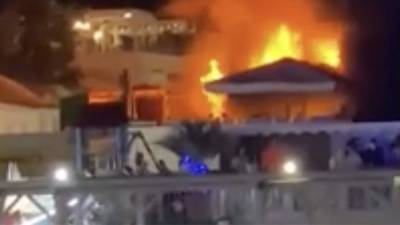 Пожар произошел в кафе на центральной набережной в Сочи