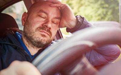 Известно, какие водители чаще засыпают за рулем