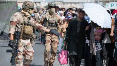 Франция продолжит контакты с талибами по эвакуации граждан после 31 августа