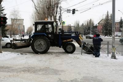 Мэрия Новосибирска закупит 20 машин для уборки снега