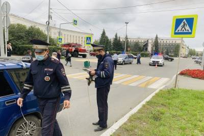80-летний водитель ВАЗ-21041 на большой скорости сбил двоих детей в центре Краснотурьинска