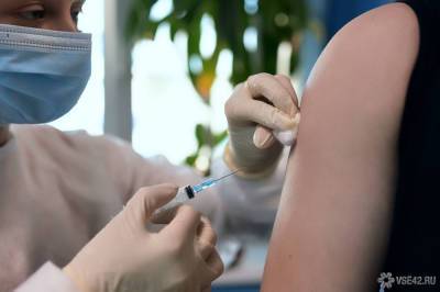 Представитель Роспотребнадзора заявил о положительном влиянии вакцинации в борьбе с постковидным синдромом
