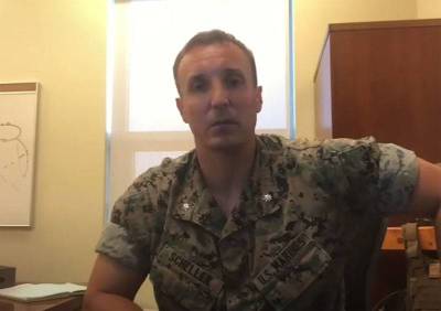 Офицера морской пехоты США сняли с должности за призыв к ответственным за операцию в Афганистане генералам «положить погоны на стол»