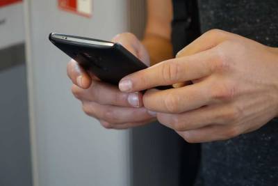 Эксперт Ющук рассказал о способах защиты от перевыпуска SIM-карты мошенниками