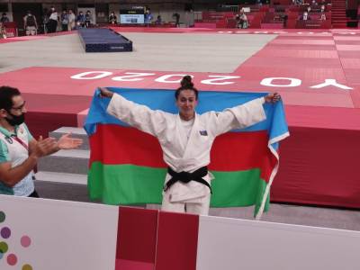 Севда Велиева завоевала золото Паралимпийских игр в Токио (ФОТО)