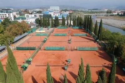 В Адлере планируют реконструировать теннисную Академию