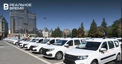 Центральные районные больницы Татарстана получили 60 новых автомобилей
