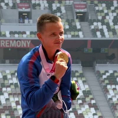 Россиянин Яремчук выиграл золотую медаль Паралимпиады в беге на 1500 метров