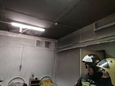 В "красной зоне" ярославской больницы произошел пожар, есть жертвы