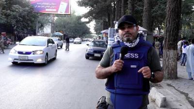 «Куда смотрит мир?»: афганские беженцы — корреспонденту RT о ситуации в стране