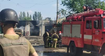 Украинский город попал под обстрелы, движение поездов ограничивают: что происходит