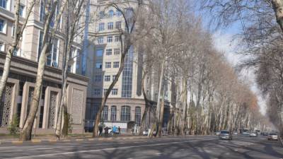Центр Душанбе закроют для транспорта: список улиц