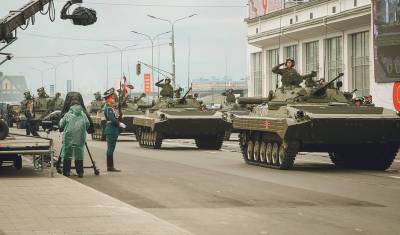 Тюменцев приглашают поучаствовать в музыкальном флешмобе "Три танкиста"