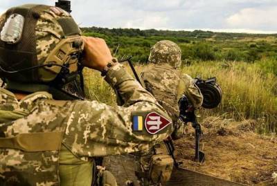 На Донбассе в результате вражеского обстрела ранены четверо бойцов ВСУ