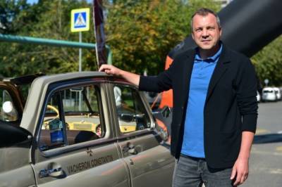 Телеведущий Евгений Попов: у каждого ретроавтомобиля – своя легенда