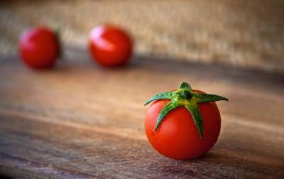 В Узбекистане начали выращивать противокоронавирусные помидоры
