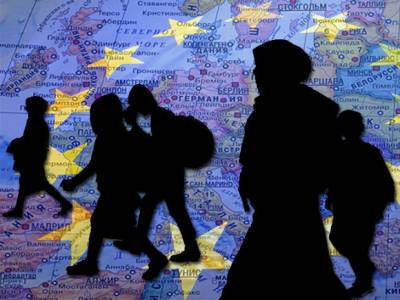 Премьер Чехии заявил о необходимости охранять Европу от мигрантов «по периметру»