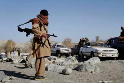 Талибы установили дополнительные КПП на подъездах к аэропорту Кабула