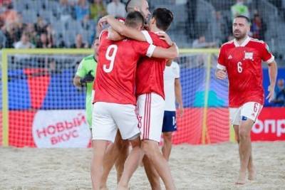 Россия дожала Швейцарию и пробилась в финал ЧМ по пляжному футболу