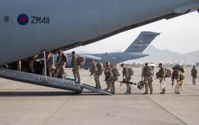 "Мы начали отходить": военные США покидают аэропорт Кабула