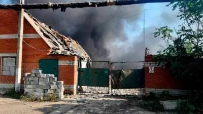 Украинский блогер рассказал о последствиях обстрела Авдеевки и показал фото разрушений
