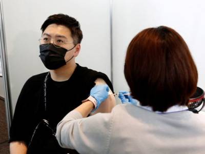 В Японии развивается скандал вокруг вакцины Moderna