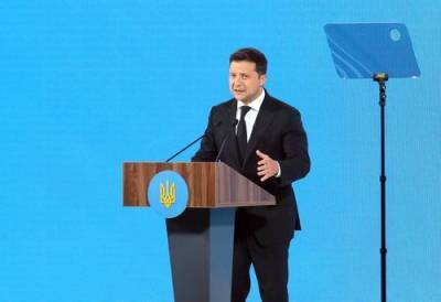 Киевский политолог Погребинский: нагнетание Зеленским противостояния с Россией может закончиться распадом Украины