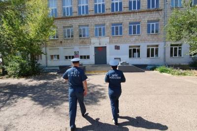 В волгоградских школах проверили соблюдение мер пожарной безопасности