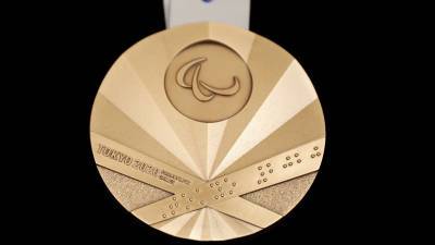 Легкоатлет Тарасов завоевал бронзу Паралимпиады в беге на 100 м
