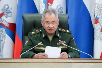 Министр обороны Шойгу заявил, что в России надеются на завершение «националистической вакханалии» на Украине