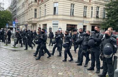 В Берлине около 80 человек задержали на протесте COVID-диссидентов