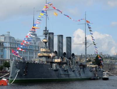 Крейсер «Аврора» принял 1500000-го посетителя