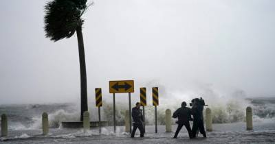 На побережье США обрушился ураган "Ида" (видео)