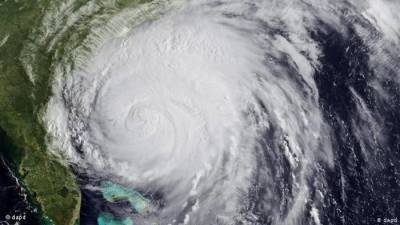 Ураган "Ида" дошел до побережья США: он угрожает стать одним из самых разрушительных
