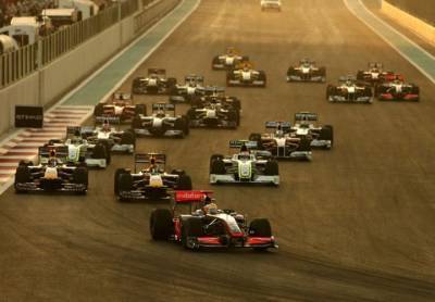 Ферстаппен выиграл сокращенную гонку «Формулы-1» на Гран-при Бельгии