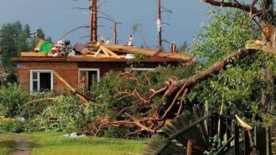 В Тверской области 2 человека погибли в результате урагана