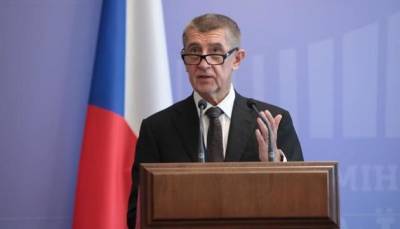 Премьер Чехии предложил парламенту высказаться о продлении полномочий главы контрразведки