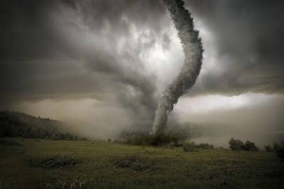 Метеорологи предупредили о вероятности торнадо в Поволжье