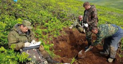 Сахалинские поисковики обнаружили останки шести советских солдат