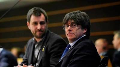 Суд ЕС лишил неприкосновенности бывшего лидера Каталонии