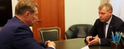 Губернатор Астраханской области встретился с министром здравоохранения России
