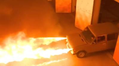Мужчина из Краснодара оснастил свой ВАЗ двумя огнеметами - дальний свет можно отключить! (Видео)