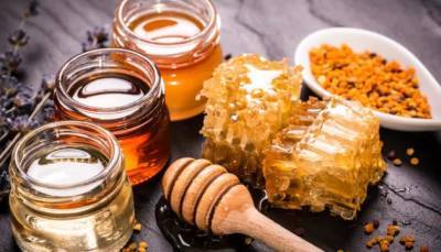 Выбираем качественный мед и готовим из него деликатесы