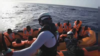 Спасение мигрантов: суда НПО переполнены