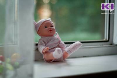 В Сыктывкаре по факту падения малолетнего ребенка из окна жилого дома проводится доследственная проверка