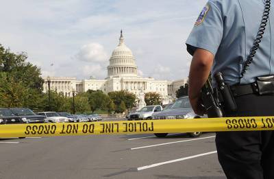 Четверо полицейских, защищавших Капитолий США, совершили самоубийство