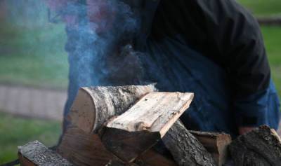 Дело труба – дровами в Латвии топить неудобно, но с газом все еще сложнее