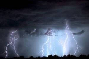 ГСЧС объявила штормовое предупреждение в ряде регионов Украины
