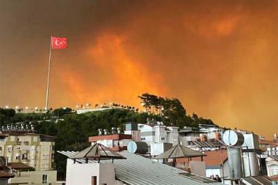 В Мармарисе критической ситуации уже нет, – Украинка о пожарах в Турции
